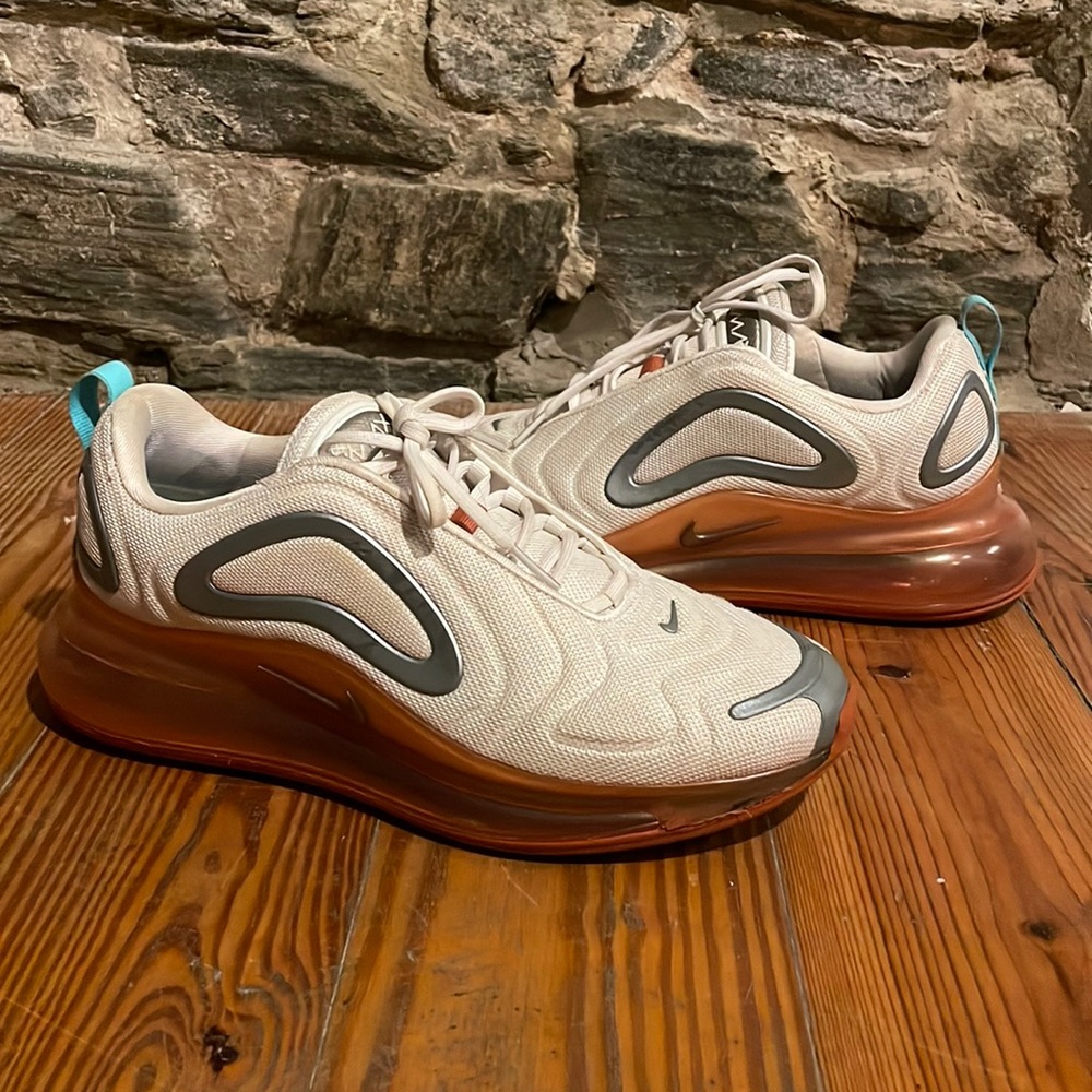 Nike Air Max 720 SE 'Phantom Metallic Pewter' Women's Running Sneaker Shoe 10.5